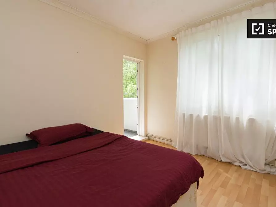 Immagine 16 di Camera condivisa in affitto  in Jubilee Street a Poplar