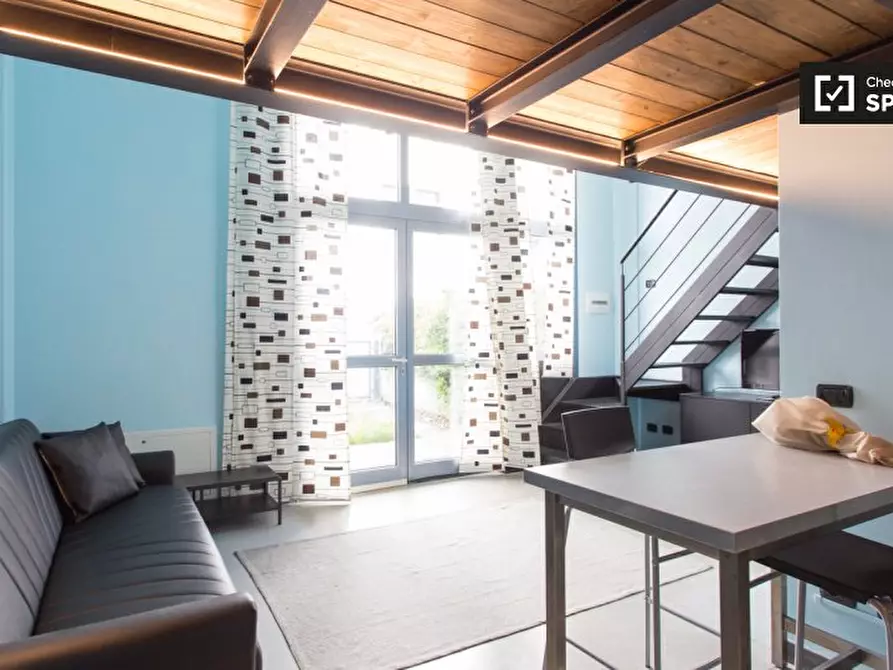 Immagine 2 di Ufficio in affitto  in Via Giacomo Watt a Milano