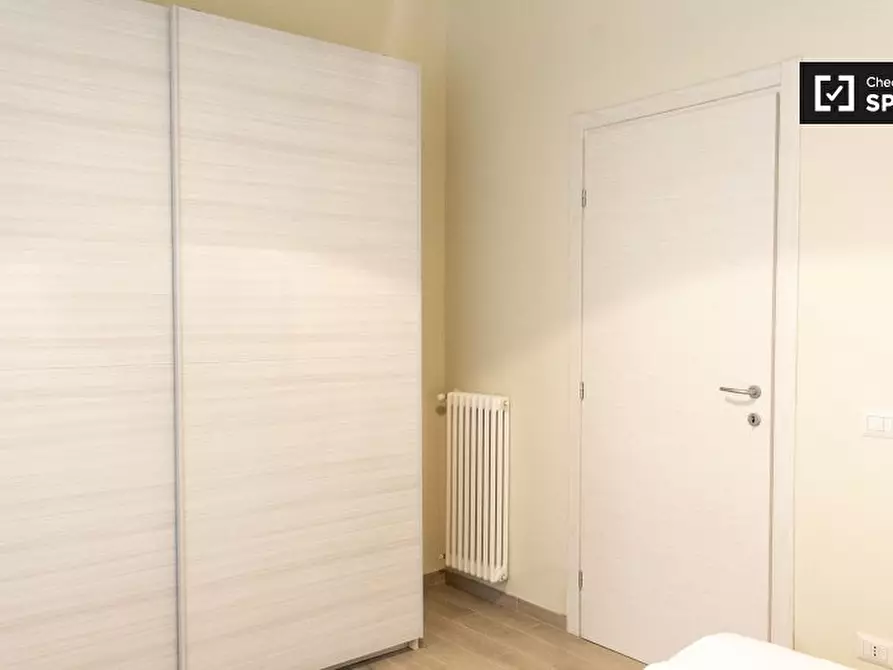 Immagine 8 di Appartamento in affitto  in Via la Spezia a Roma