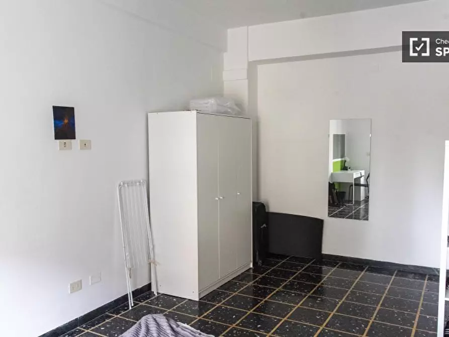 Immagine 6 di Camera condivisa in affitto  in Via Oderisi da Gubbio a Roma