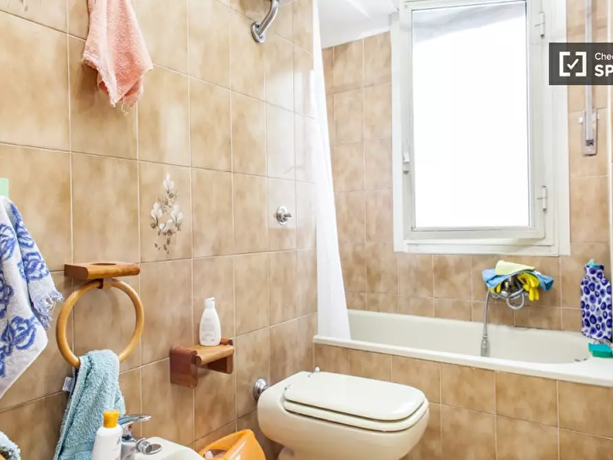 Immagine 14 di Camera condivisa in affitto  in Via Gaspare Gozzi a Roma