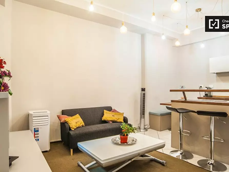 Immagine 2 di Appartamento in affitto  in Piazza Epiro, 00183 Roma RM, Italy a Roma