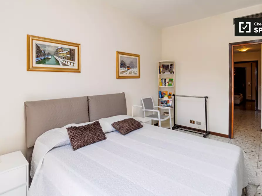 Immagine 3 di Camera condivisa in affitto  in Via Leo Longanesi a Milano