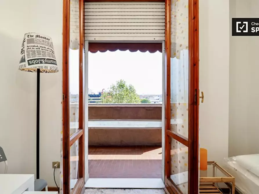 Immagine 4 di Camera condivisa in affitto  in Via Sapri a Milano