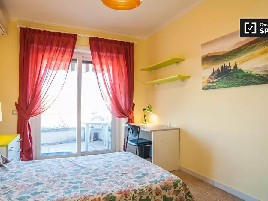 Immagine 19 di Camera condivisa in affitto  in Via Nemorense, 00199 Roma RM, Italy a Roma