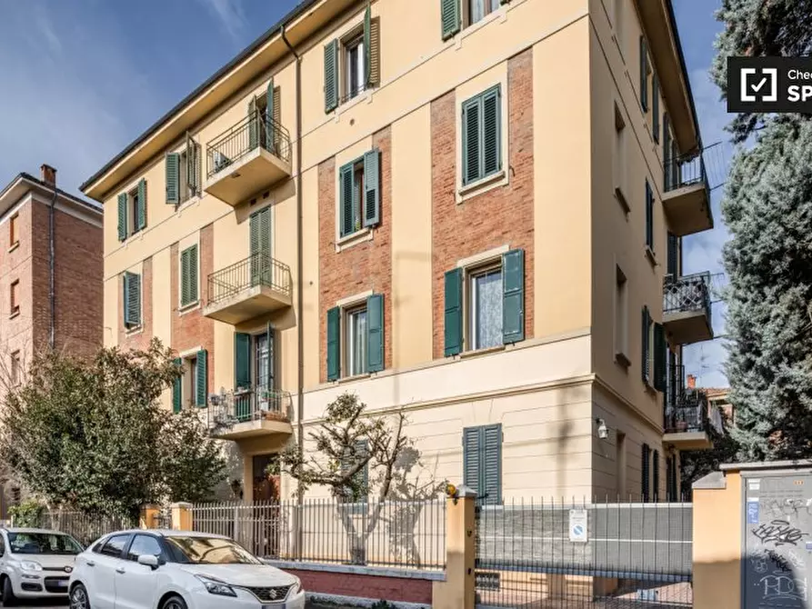 Immagine 14 di Ufficio in affitto  in Via Asiago a Bologna