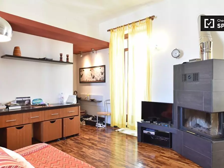 Immagine 4 di Appartamento in affitto  in Via Ettore Rolli a Roma