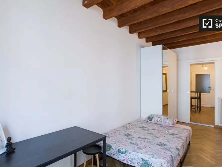 Immagine 4 di Camera condivisa in affitto  in Corso Venezia a Milano