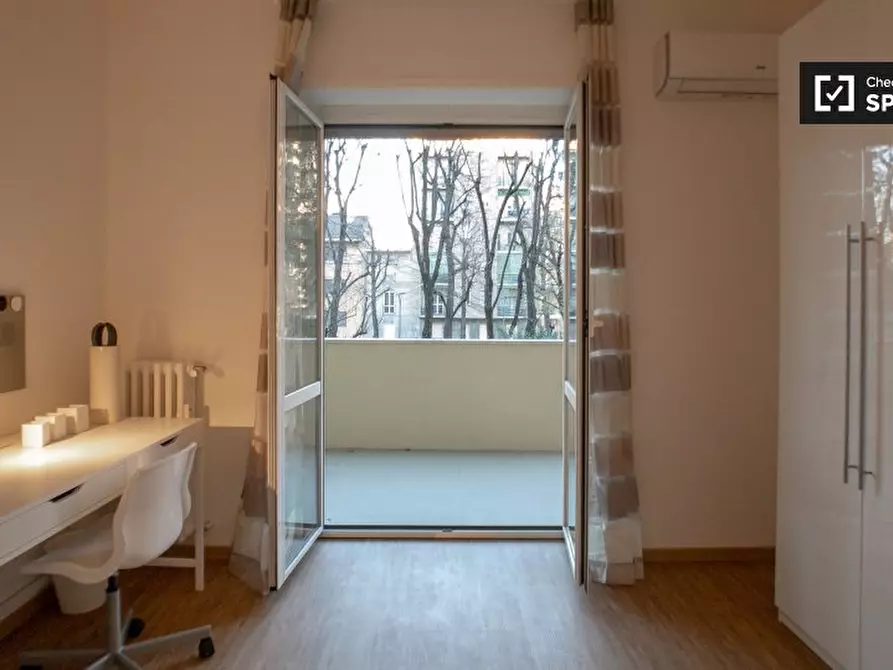 Immagine 5 di Camera condivisa in affitto  in Via Domokos, 20147 Milano MI, Italy a Milano