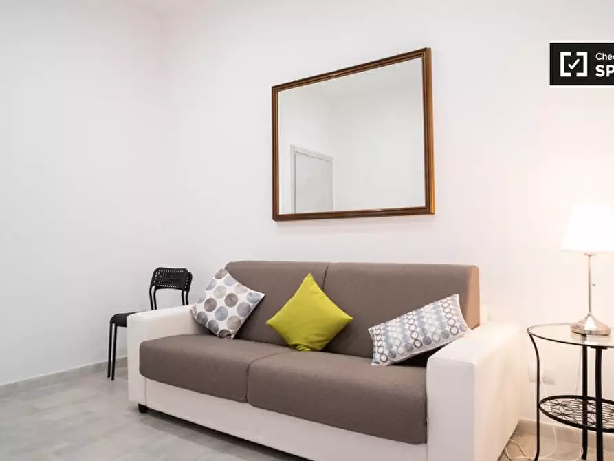 Immagine 9 di Appartamento in affitto  in Via Petrarca a Roma