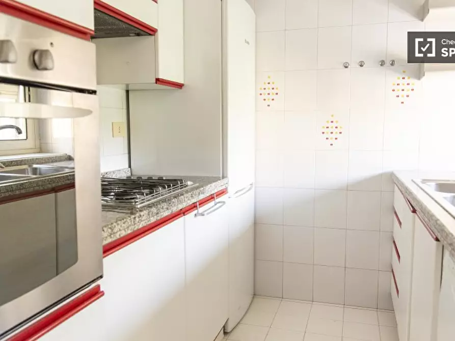 Immagine 2 di Appartamento in affitto  in Piazza Ragusa a Roma