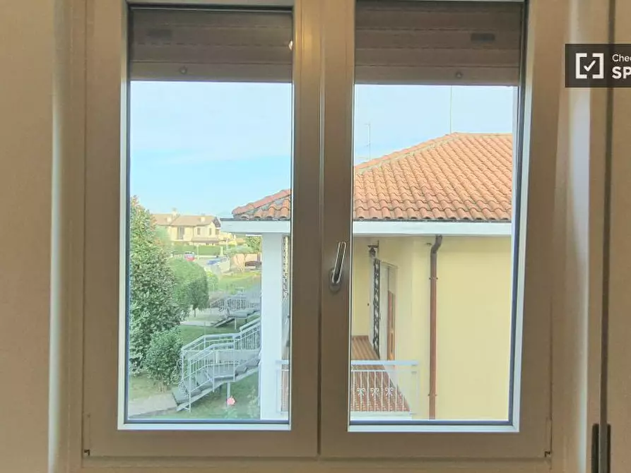 Immagine 5 di Camera condivisa in affitto  in Via G. Deledda a Treviolo