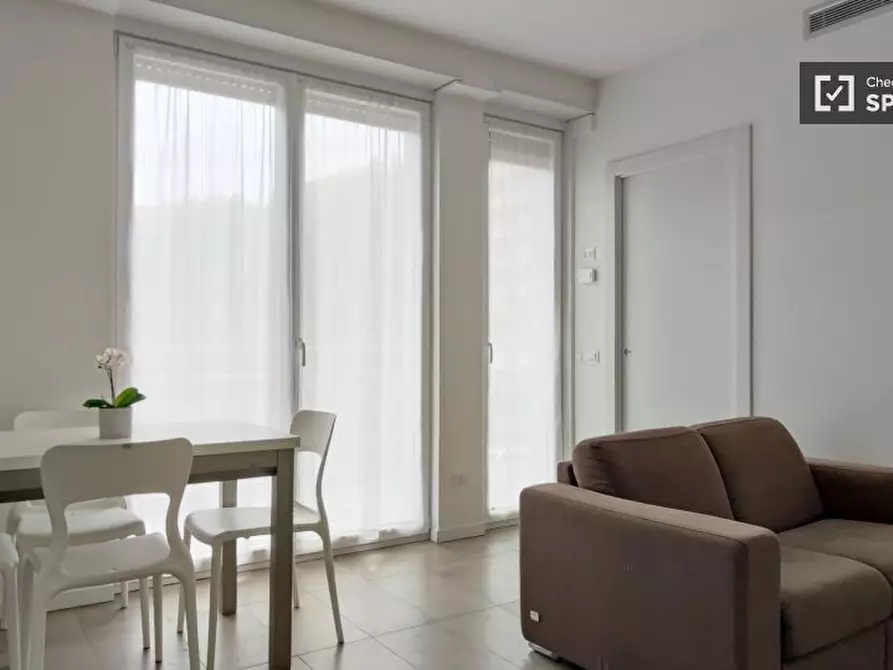 Immagine 5 di Appartamento in affitto  in Via Zurigo a Milano