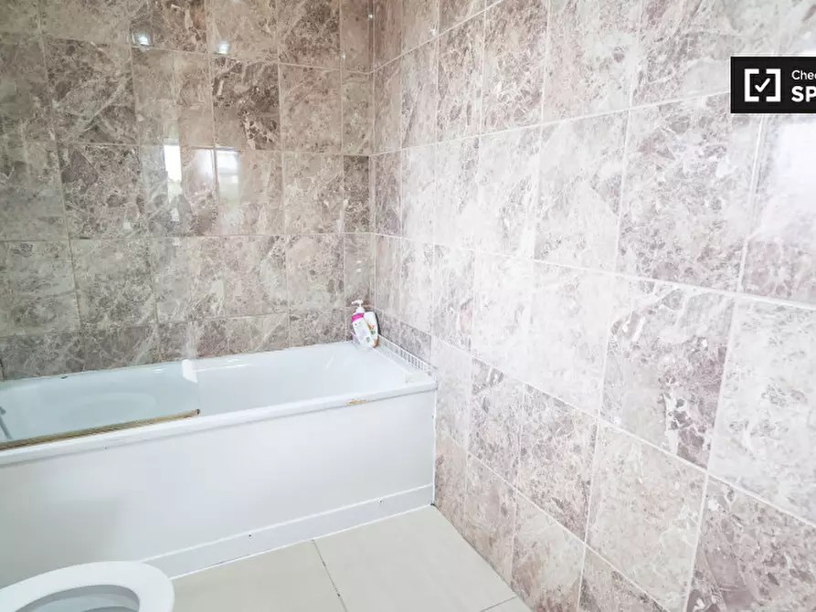 Immagine 16 di Camera condivisa in affitto  in Bethnal Green Road a Poplar