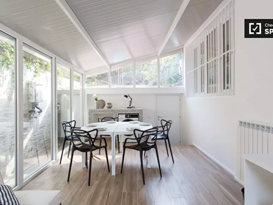 Immagine 12 di Camera condivisa in affitto  in Via Alessandro Milesi a Milano