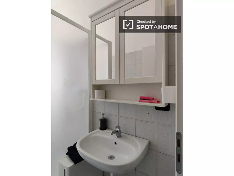 Immagine 9 di Ufficio in affitto  in Via Ticino a San Donato Milanese