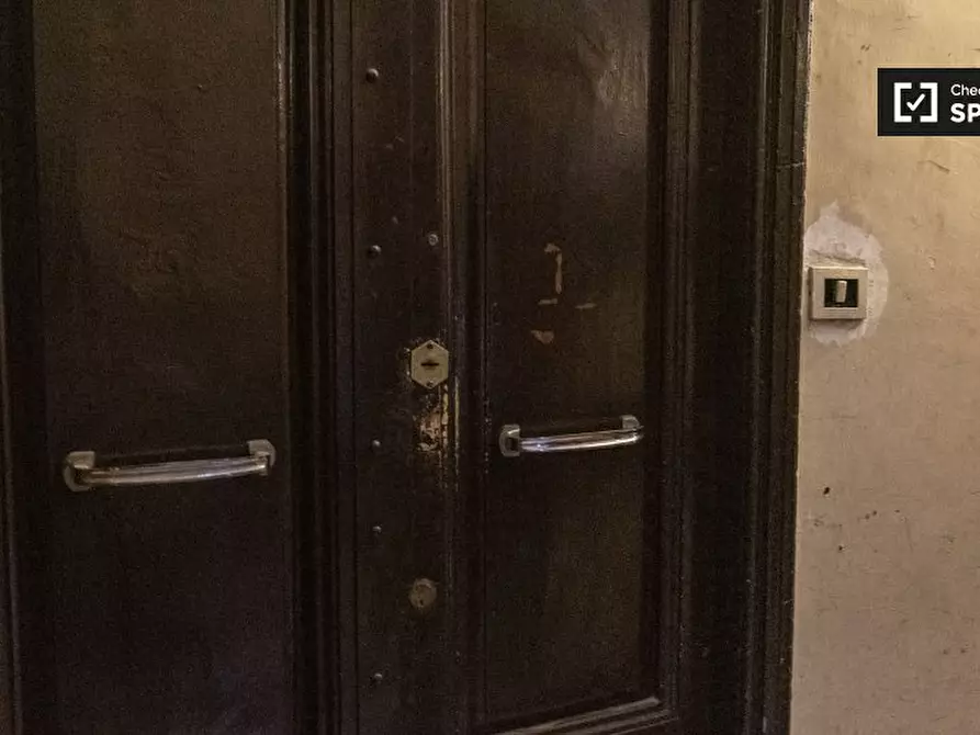 Immagine 15 di Camera condivisa in affitto  in Via Castelfidardo, 00185 Roma RM, Italy a Roma