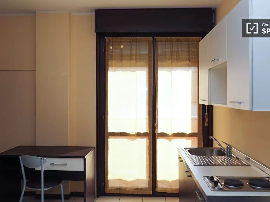 Immagine 6 di Camera condivisa in affitto  in Viale Antonio Gramsci a Sesto San Giovanni