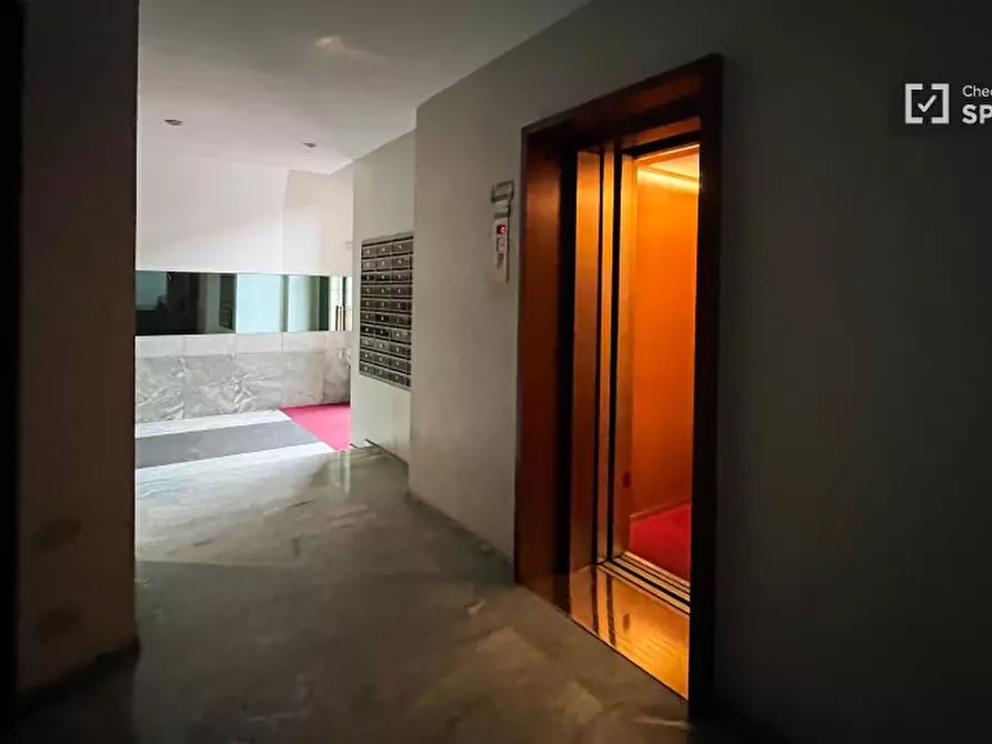 Immagine 15 di Camera condivisa in affitto  in P.za Argentina a Milano