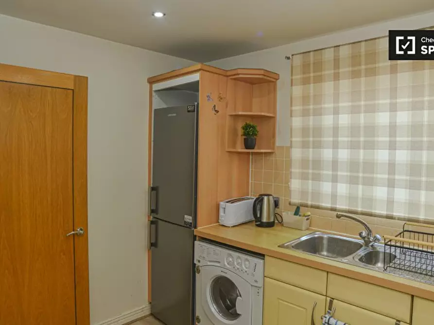 Immagine 9 di Appartamento in affitto  in Sail Court a Poplar