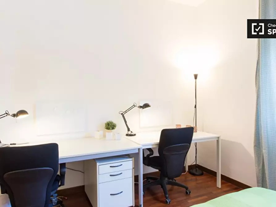 Immagine 3 di Camera condivisa in affitto  in Viale Giovanni da Cermenate a Milano