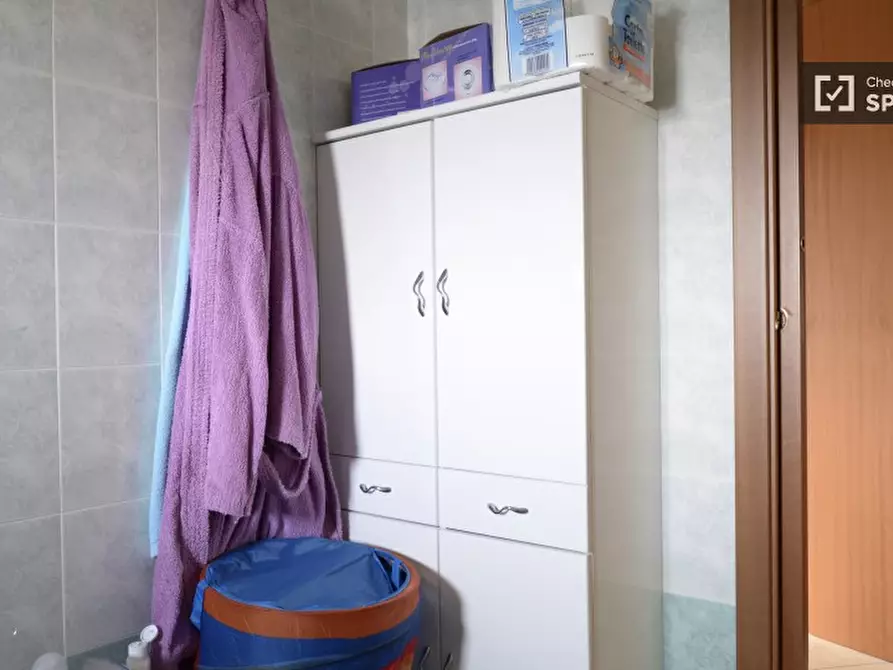 Immagine 12 di Camera condivisa in affitto  in Via Adamello a Milano