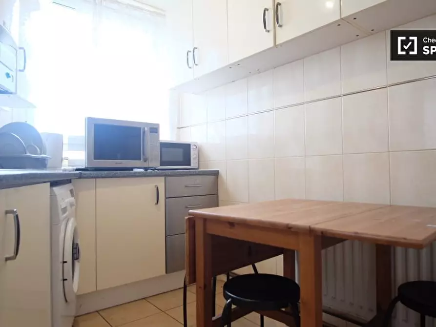 Immagine 4 di Appartamento in affitto  in Frances St a Eltham