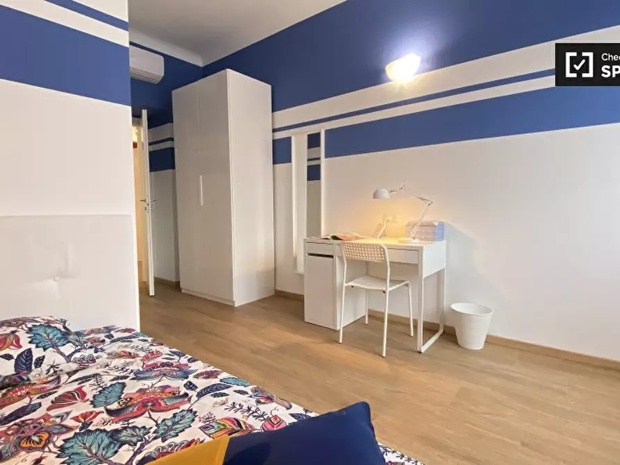 Immagine 4 di Camera condivisa in affitto  in P.za XXV Aprile a Milano