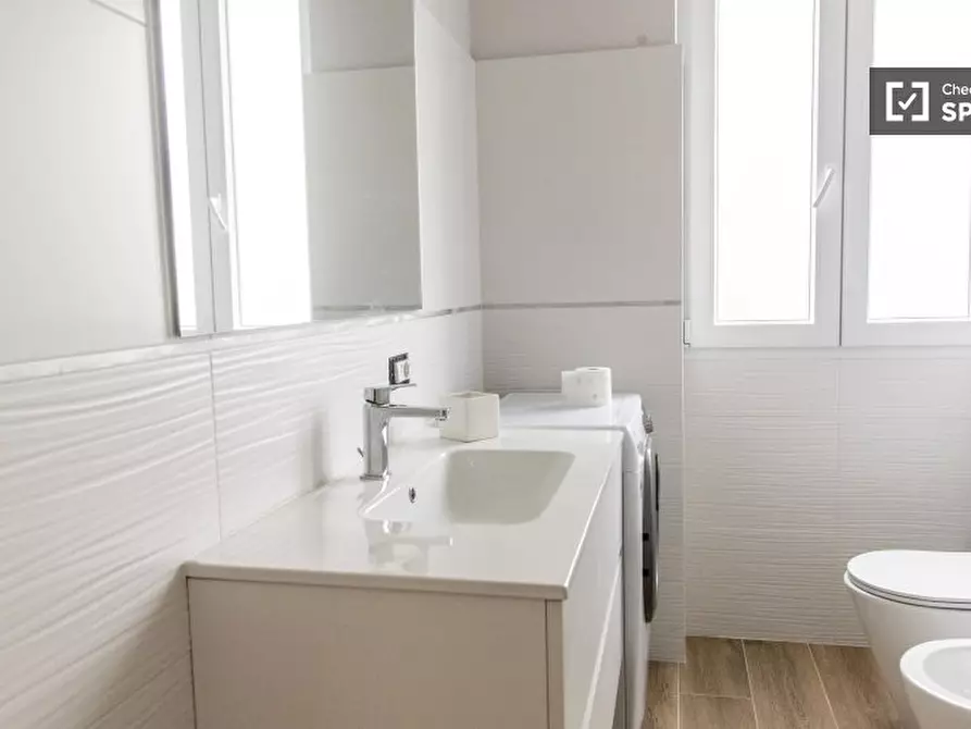 Immagine 7 di Camera condivisa in affitto  in Via di Torrevecchia a Roma