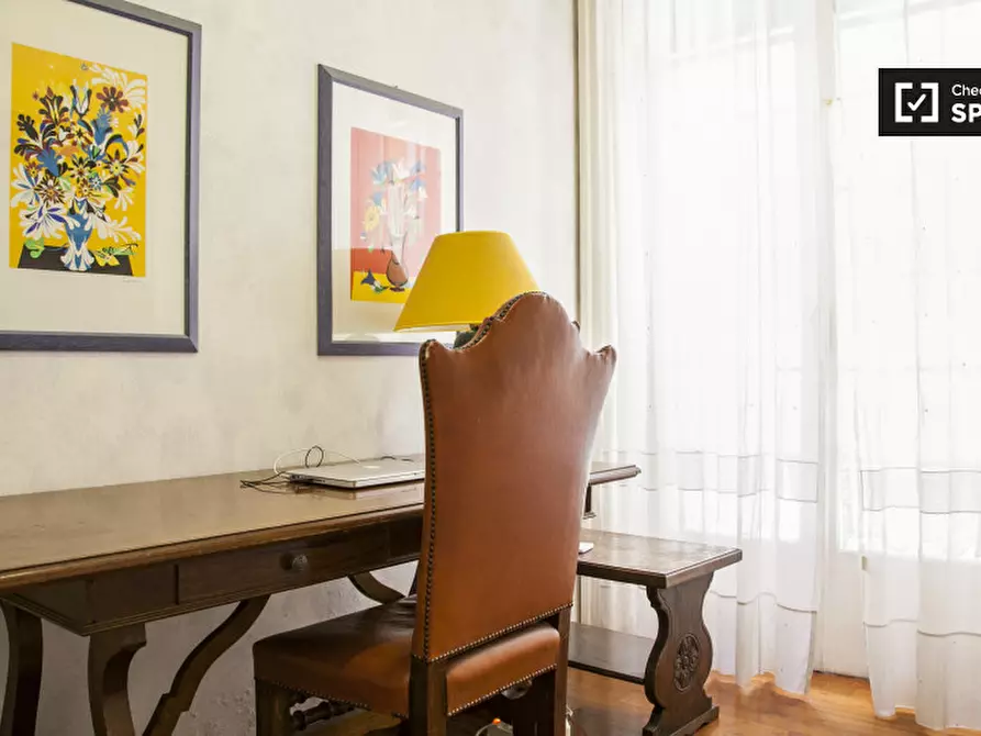 Immagine 1 di Camera condivisa in affitto  in Via Flaminia a Roma