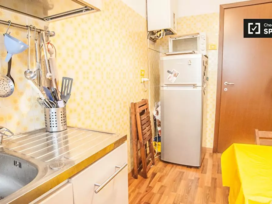 Immagine 6 di Camera condivisa in affitto  in Via Filippo Tolli a Roma