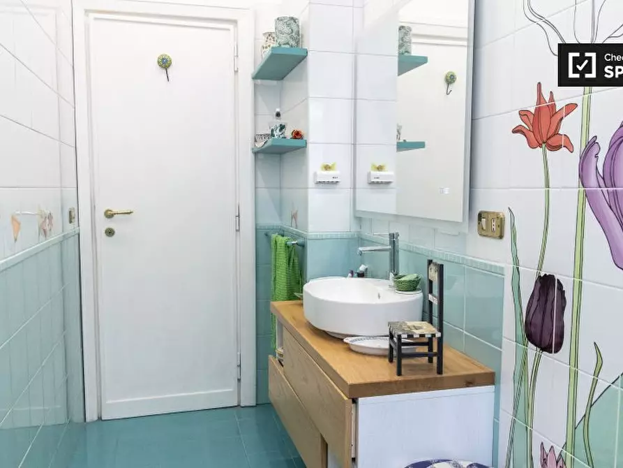 Immagine 7 di Camera condivisa in affitto  in Viale Somalia a Roma