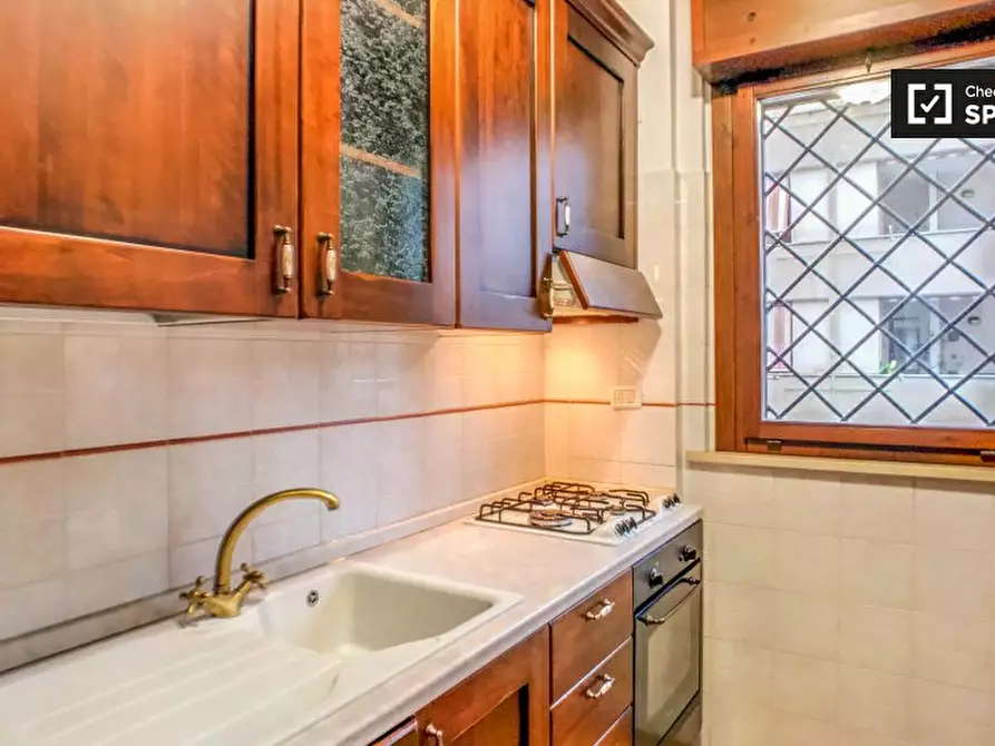 Immagine 5 di Appartamento in affitto  in Via Alberto Burri a Roma