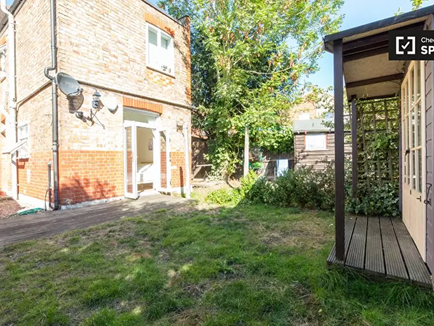 Immagine 11 di Appartamento in affitto  in Heath Rd, Harrow HA1 4DA, UK a Harrow