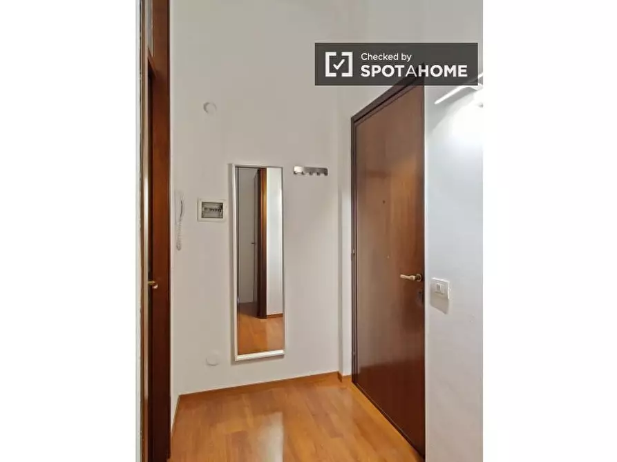 Immagine 12 di Ufficio in affitto  in Viale S. Gimignano a Milano