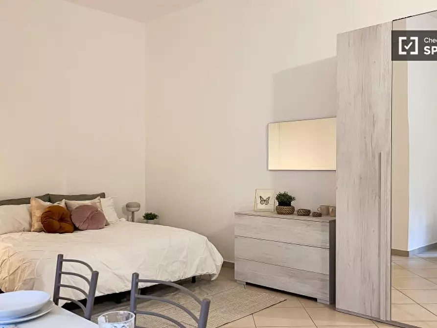 Immagine 1 di Ufficio in affitto  in Via degli Etruschi a Milano