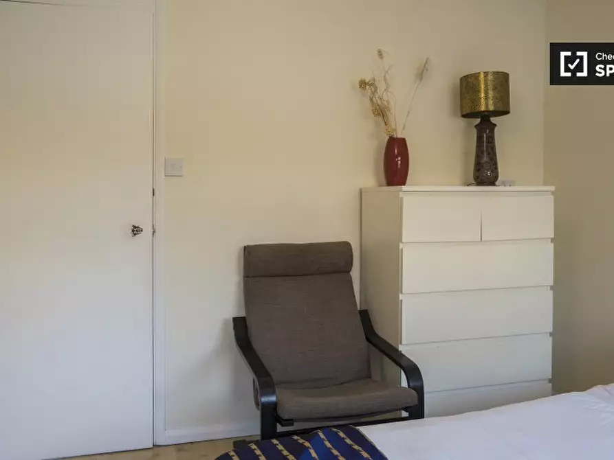 Immagine 6 di Camera condivisa in affitto  in Blossom Cl a Ealing