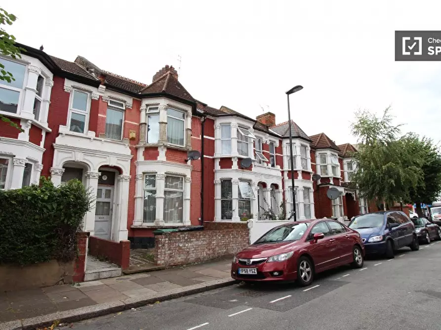 Immagine 14 di Camera condivisa in affitto  in Abbotsford Avenue a Tottenham