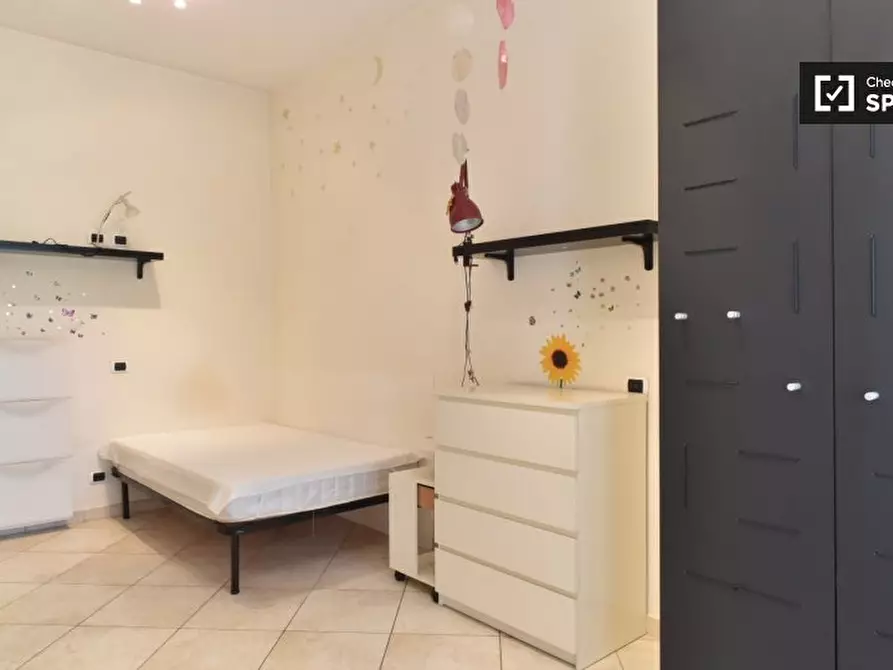 Immagine 5 di Camera condivisa in affitto  in Viale Somalia a Roma