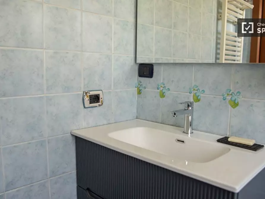 Immagine 7 di Appartamento in affitto  in Via Manfredi Azzarita a Roma