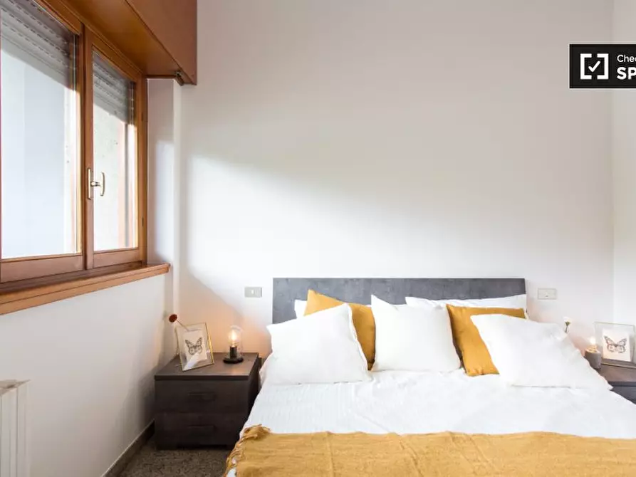 Immagine 19 di Camera condivisa in affitto  in Via Toce a Milano