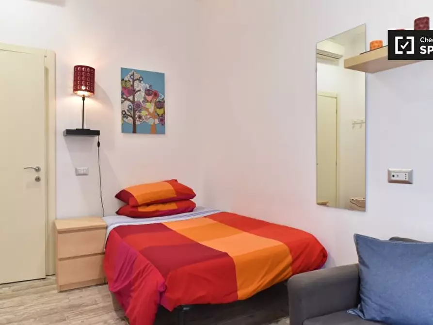 Immagine 2 di Camera condivisa in affitto  in Via Sebino, 00199 Roma RM, Italy a Roma