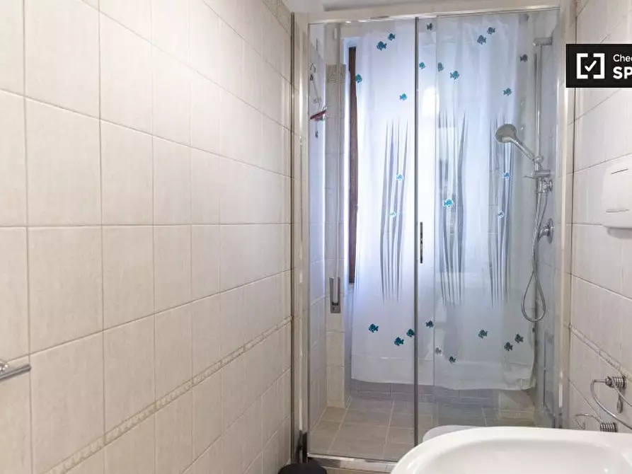 Immagine 7 di Camera condivisa in affitto  in Via Nomentana a Roma