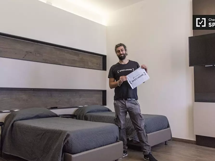 Immagine 5 di Appartamento in affitto  in Via della Marranella a Roma