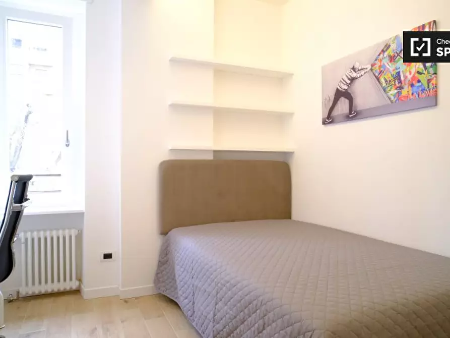 Immagine 4 di Camera condivisa in affitto  in Largo Ettore Marchiafava a Roma