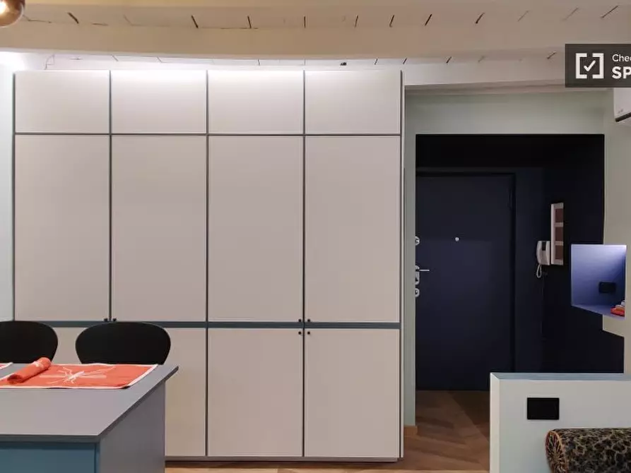 Immagine 8 di Ufficio in affitto  in Viale Piave a Milano