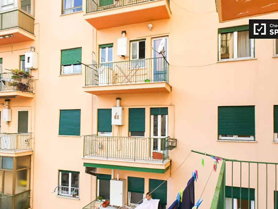 Immagine 10 di Camera condivisa in affitto  in Viale Giustiniano Imperatore a Roma