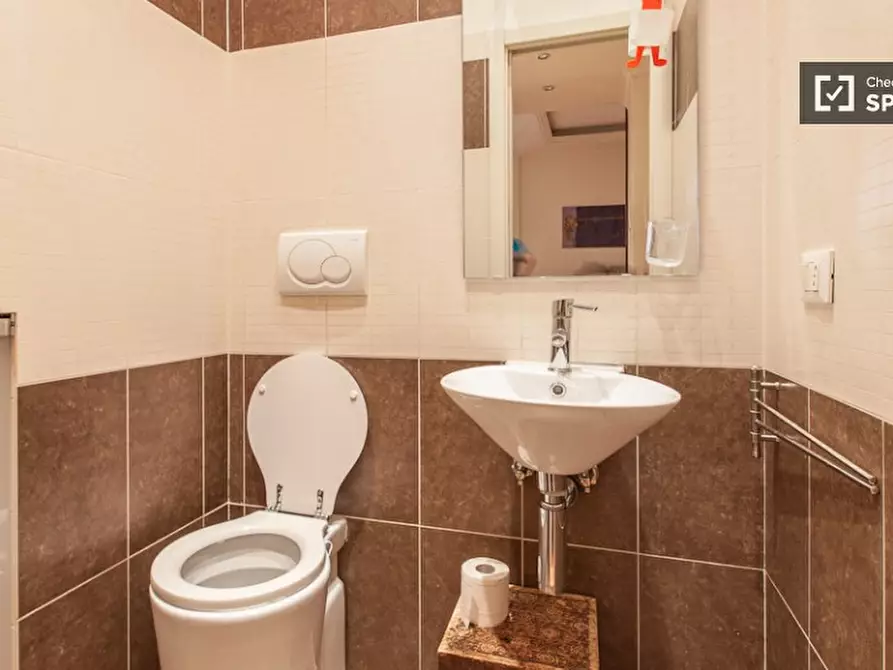 Immagine 14 di Appartamento in affitto  in Via Ettore Rolli a Roma