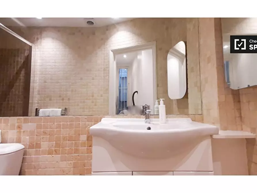 Immagine 18 di Appartamento in affitto  in A Kensington Gardens Square a Paddington