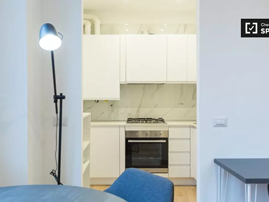 Immagine 7 di Ufficio in affitto  in Via Brusuglio a Milano